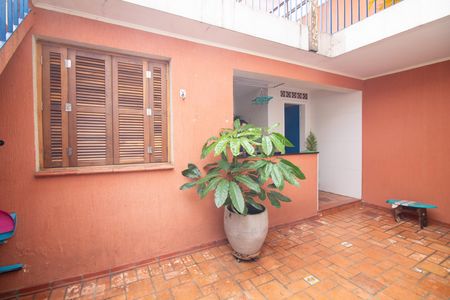 Casa para alugar com 180m², 2 quartos e 2 vagasQuintal