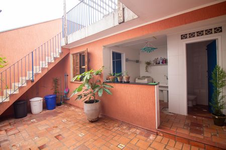 Casa para alugar com 180m², 2 quartos e 2 vagasQuintal