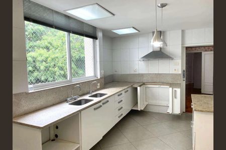 Apartamento à venda com 300m², 4 quartos e 2 vagas