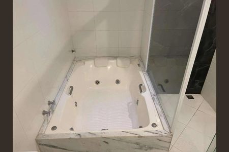 Apartamento à venda com 300m², 4 quartos e 2 vagas