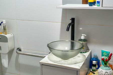 Casa de condomínio para alugar com 67m², 2 quartos e 1 vaga Casa de condomínio para alugar com 67m², 2 quartos e 1 vagaBanheiro 2
