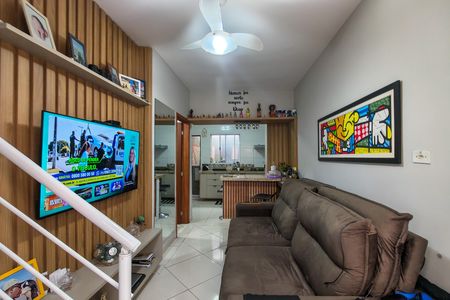 Sala de casa de condomínio para alugar com 2 quartos, 67m² em Nova Mirim, Praia Grande
