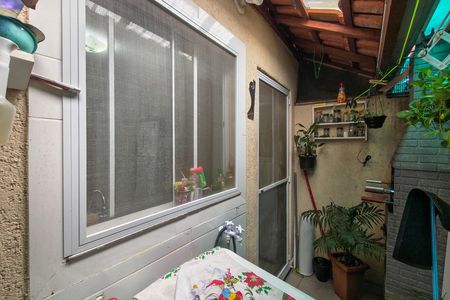 Casa de condomínio para alugar com 67m², 2 quartos e 1 vaga Casa de condomínio para alugar com 67m², 2 quartos e 1 vagaÁrea de serviço