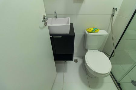 Apartamento para alugar com 38m², 2 quartos e sem vaga Apartamento para alugar com 38m², 2 quartos e sem vagaBanheiro