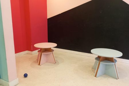Apartamento para alugar com 38m², 2 quartos e sem vaga Apartamento para alugar com 38m², 2 quartos e sem vagaÁrea comum - Brinquedoteca