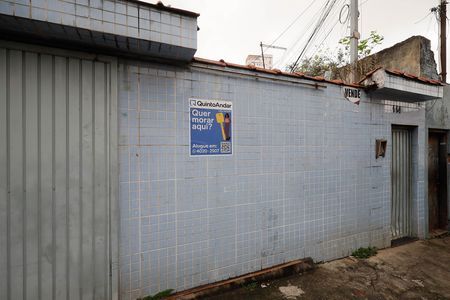 Casa para alugar com 40m², 1 quarto e sem vaga Casa para alugar com 40m², 1 quarto e sem vagaFachada