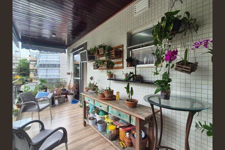 Apartamento para alugar com 79m², 2 quartos e 1 vaga