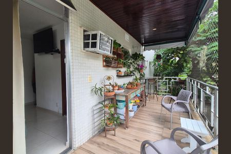 Apartamento para alugar com 79m², 2 quartos e 1 vaga