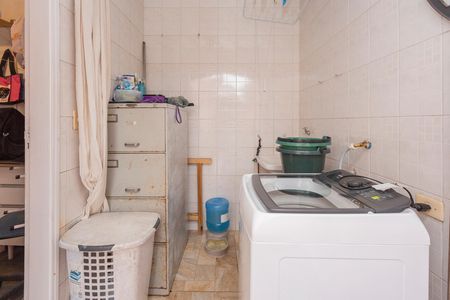 Casa à venda com 168m², 3 quartos e 2 vagasÁrea de Serviço