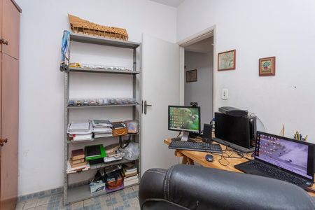 Casa à venda com 168m², 3 quartos e 2 vagasQuarto 3
