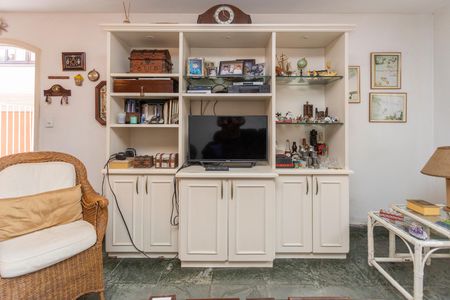 Casa à venda com 168m², 3 quartos e 2 vagasSala