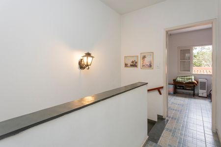 Casa à venda com 168m², 3 quartos e 2 vagasCorredor