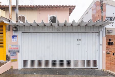 Casa à venda com 168m², 3 quartos e 2 vagasFachada