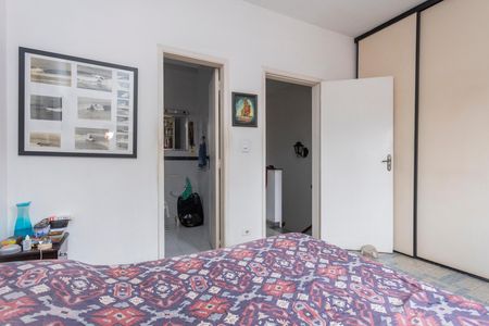 Casa à venda com 168m², 3 quartos e 2 vagasQuarto Suíte