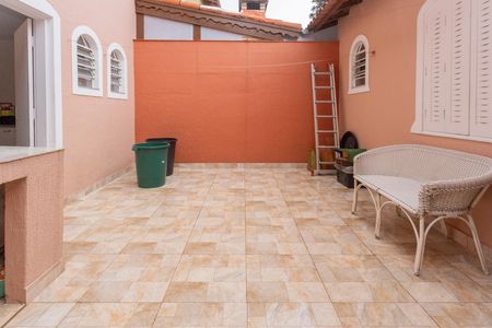 Casa à venda com 168m², 3 quartos e 2 vagasQuintal