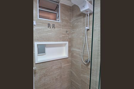 Apartamento à venda com 42m², 2 quartos e 1 vaga Apartamento à venda com 42m², 2 quartos e 1 vagaBanheiro