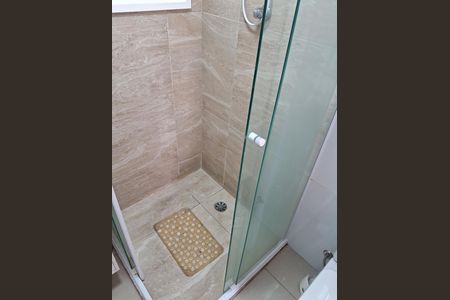 Apartamento à venda com 42m², 2 quartos e 1 vaga Apartamento à venda com 42m², 2 quartos e 1 vagaBanheiro