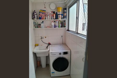 Apartamento à venda com 42m², 2 quartos e 1 vaga Apartamento à venda com 42m², 2 quartos e 1 vagaÁrea de serviço