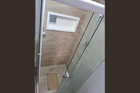 Apartamento à venda com 42m², 2 quartos e 1 vaga Apartamento à venda com 42m², 2 quartos e 1 vagaBanheiro