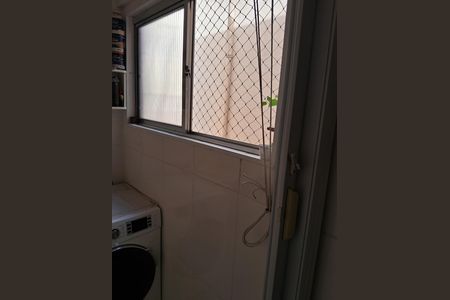 Apartamento à venda com 42m², 2 quartos e 1 vaga Apartamento à venda com 42m², 2 quartos e 1 vagaÁrea de serviço