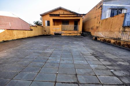 Casa à venda com 212m², 3 quartos e 4 vagasFoto 02