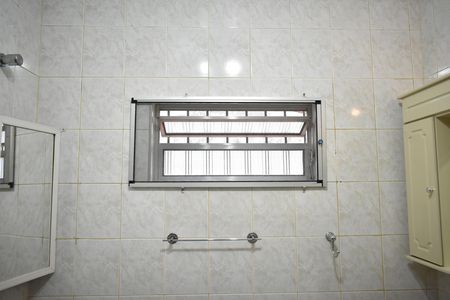 Casa à venda com 150m², 3 quartos e 2 vagasSuíte