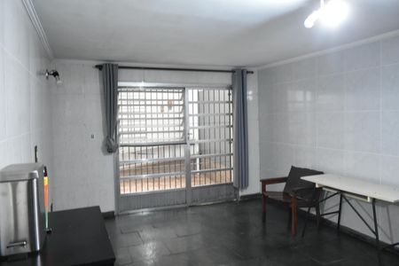 Casa à venda com 150m², 3 quartos e 2 vagasSalão