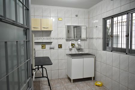 Casa à venda com 150m², 3 quartos e 2 vagasLavanderia 1