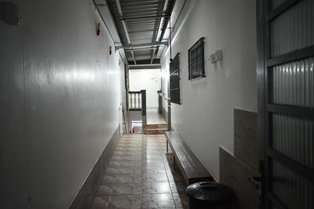 Casa à venda com 150m², 3 quartos e 2 vagasCorredor lateral