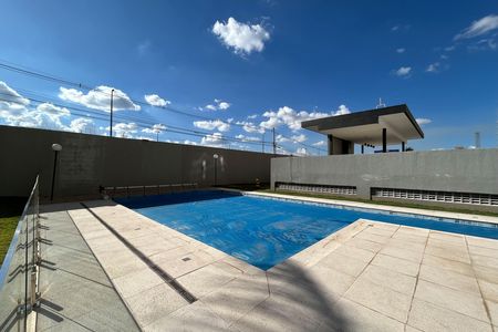 Apartamento à venda com 123m², 3 quartos e 2 vagas Apartamento à venda com 123m², 3 quartos e 2 vagasÁrea comum - Piscina