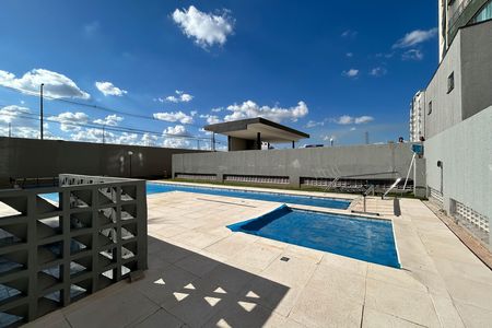 Apartamento à venda com 123m², 3 quartos e 2 vagas Apartamento à venda com 123m², 3 quartos e 2 vagasÁrea comum - Piscina