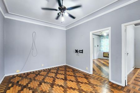 Apartamento para alugar com 140m², 4 quartos e sem vaga Apartamento para alugar com 140m², 4 quartos e sem vagaSala