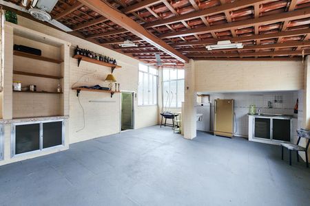Apartamento para alugar com 140m², 4 quartos e sem vaga Apartamento para alugar com 140m², 4 quartos e sem vagaVaranda