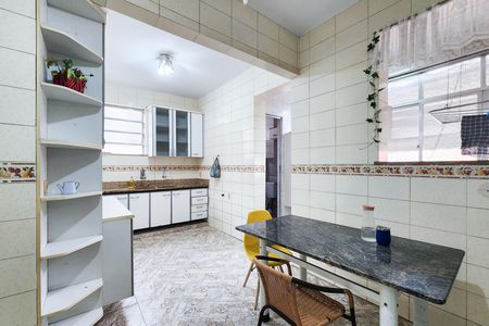 Apartamento para alugar com 140m², 4 quartos e sem vaga Apartamento para alugar com 140m², 4 quartos e sem vagaCozinha