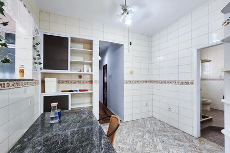 Apartamento para alugar com 140m², 4 quartos e sem vaga Apartamento para alugar com 140m², 4 quartos e sem vagaCozinha