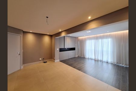 Apartamento à venda com 92m², 2 quartos e 2 vagas Apartamento à venda com 92m², 2 quartos e 2 vagasSala