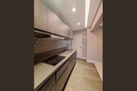 Apartamento à venda com 92m², 2 quartos e 2 vagas Apartamento à venda com 92m², 2 quartos e 2 vagasCozinha