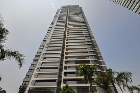 Apartamento à venda com 186m², 3 quartos e 3 vagas Apartamento à venda com 186m², 3 quartos e 3 vagasFachada