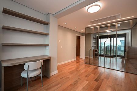 Apartamento à venda com 186m², 3 quartos e 3 vagasSuíte 1