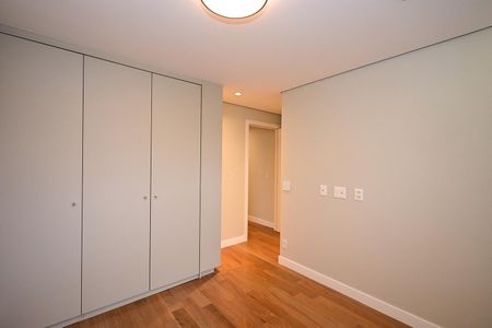 Apartamento à venda com 186m², 3 quartos e 3 vagasSuíte 2