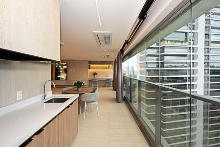 Apartamento à venda com 186m², 3 quartos e 3 vagasVaranda