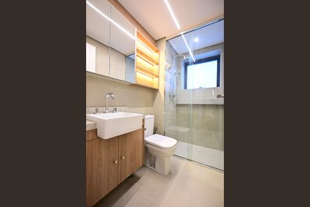 Apartamento à venda com 186m², 3 quartos e 3 vagasBanheiro Suíte 2