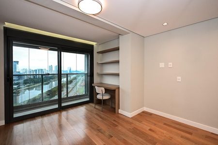 Apartamento à venda com 186m², 3 quartos e 3 vagasSuíte 1