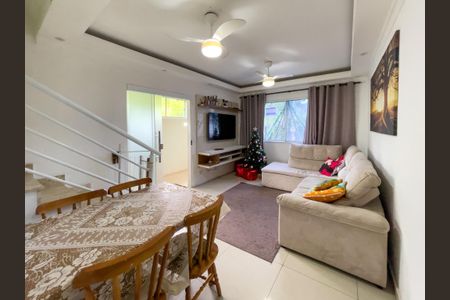 Foto 01 de casa de condomínio à venda com 2 quartos, 65m² em Jardim California, Barueri
