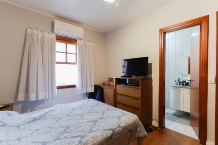 Casa para alugar com 250m², 4 quartos e 3 vagasSuíte 2