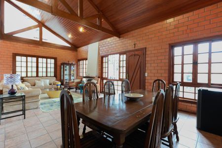 Casa para alugar com 250m², 4 quartos e 3 vagasSala de estar e jantar