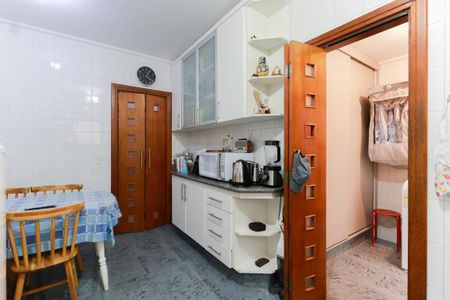 Casa para alugar com 250m², 4 quartos e 3 vagasCozinha