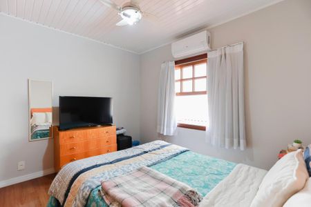 Casa para alugar com 250m², 4 quartos e 3 vagasSuíte 1