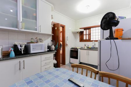 Casa para alugar com 250m², 4 quartos e 3 vagasCozinha