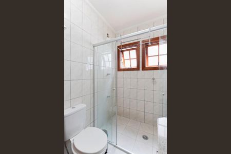 Casa para alugar com 250m², 4 quartos e 3 vagasBanheiro da suíte 1